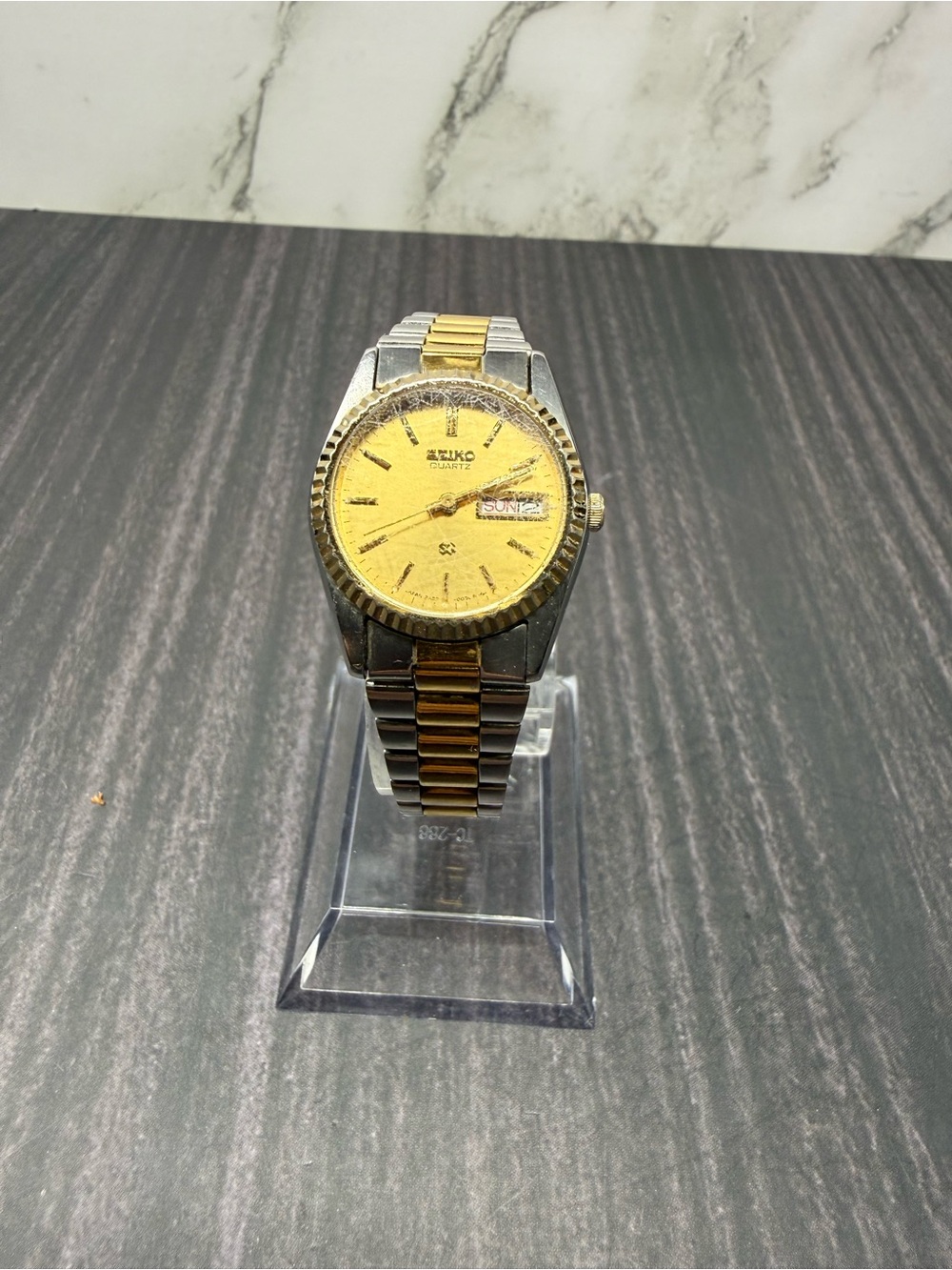 Vintage Seiko Women’s Watch 3E23-0A60 Silver/Gold Tone Steel-Needs Battery
